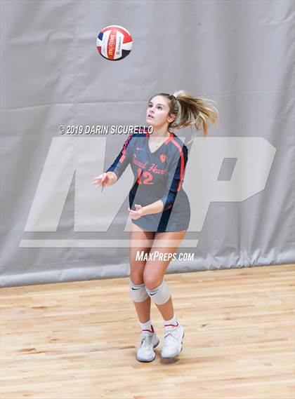 Thumbnail 2 in Sacred Heart vs. Village Christian (NIKE Tournament of Champions) photogallery.