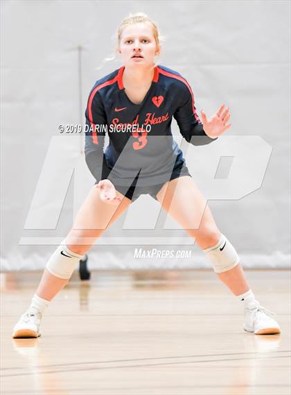 Thumbnail 1 in Sacred Heart vs. Village Christian (NIKE Tournament of Champions) photogallery.