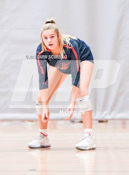 Thumbnail 1 in Sacred Heart vs. Village Christian (NIKE Tournament of Champions) photogallery.