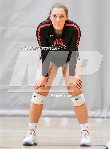 Thumbnail 2 in Sacred Heart vs. Village Christian (NIKE Tournament of Champions) photogallery.