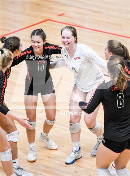 Thumbnail 3 in Sacred Heart vs. Village Christian (NIKE Tournament of Champions) photogallery.
