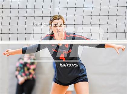 Thumbnail 3 in Sacred Heart vs. Village Christian (NIKE Tournament of Champions) photogallery.