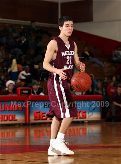 Thumbnail 3 in Mercer Island vs. Redondo (Sea Hawk Classic) photogallery.