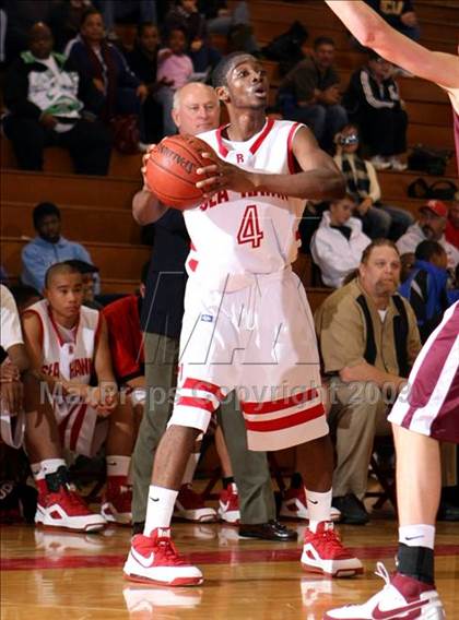 Thumbnail 1 in Mercer Island vs. Redondo (Sea Hawk Classic) photogallery.