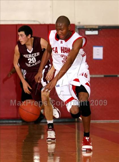 Thumbnail 3 in Mercer Island vs. Redondo (Sea Hawk Classic) photogallery.