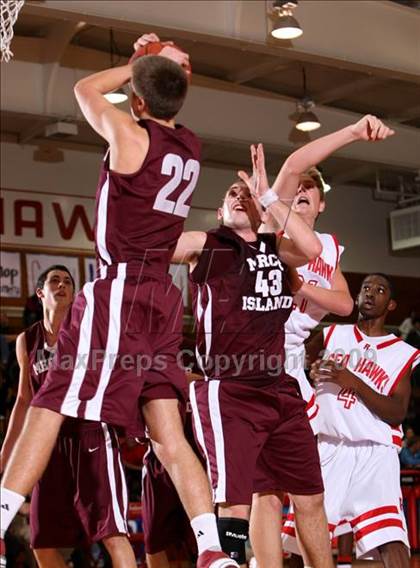 Thumbnail 3 in Mercer Island vs. Redondo (Sea Hawk Classic) photogallery.