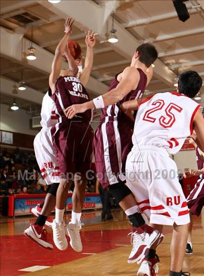 Thumbnail 1 in Mercer Island vs. Redondo (Sea Hawk Classic) photogallery.