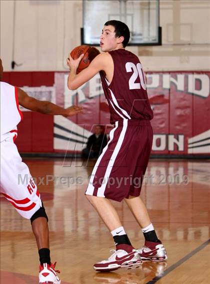 Thumbnail 3 in Mercer Island vs. Redondo (Sea Hawk Classic) photogallery.