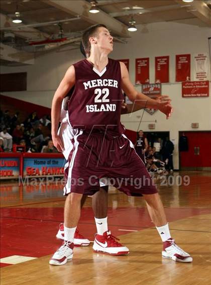 Thumbnail 3 in Mercer Island vs. Redondo (Sea Hawk Classic) photogallery.