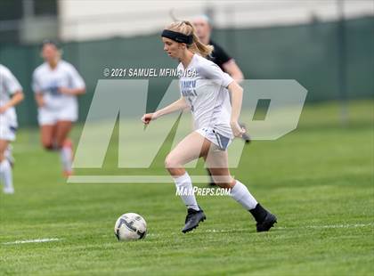 Thumbnail 2 in Kearney @ Lincoln High photogallery.