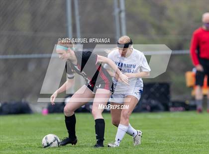 Thumbnail 2 in Kearney @ Lincoln High photogallery.