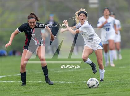 Thumbnail 2 in Kearney @ Lincoln High photogallery.
