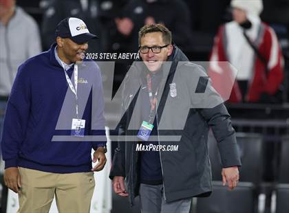 Thumbnail 3 in Regis Jesuit @ Ralston Valley (CHSAA 5A Championship) photogallery.