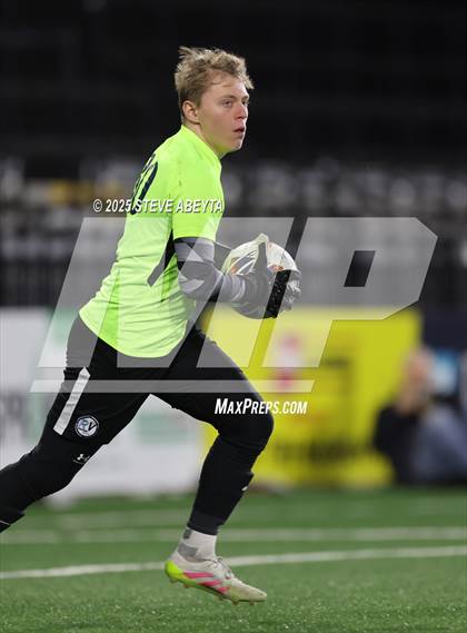 Thumbnail 2 in Regis Jesuit @ Ralston Valley (CHSAA 5A Championship) photogallery.