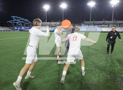 Thumbnail 2 in Regis Jesuit @ Ralston Valley (CHSAA 5A Championship) photogallery.