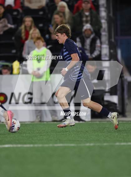 Thumbnail 3 in Regis Jesuit @ Ralston Valley (CHSAA 5A Championship) photogallery.