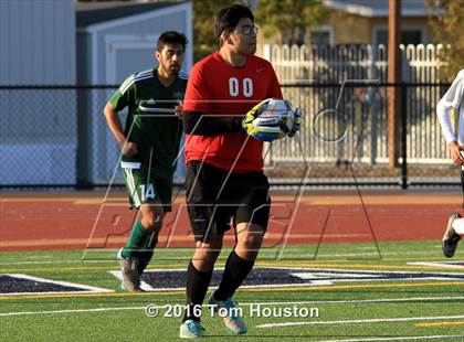 Thumbnail 3 in Monrovia vs Northview photogallery.
