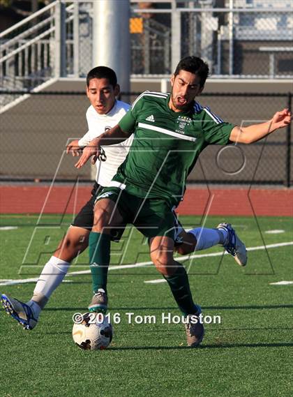 Thumbnail 2 in Monrovia vs Northview photogallery.