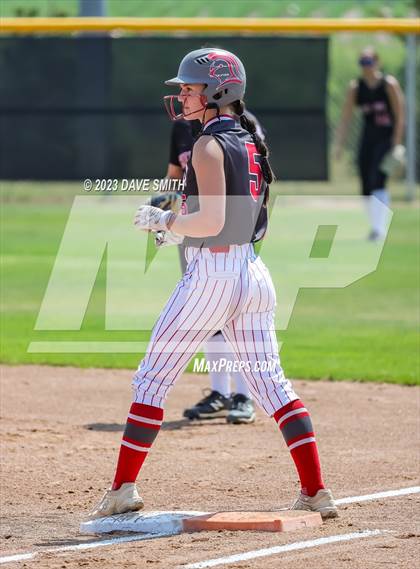 Thumbnail 2 in North Scott vs Iowa City (Linn-Mar/Alburnett Invitational) photogallery.