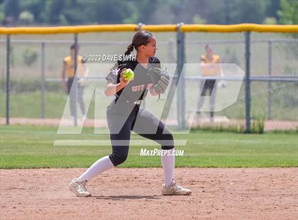 Thumbnail 3 in North Scott vs Iowa City (Linn-Mar/Alburnett Invitational) photogallery.