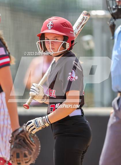 Thumbnail 3 in North Scott vs Iowa City (Linn-Mar/Alburnett Invitational) photogallery.