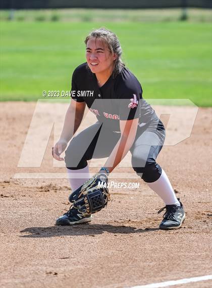 Thumbnail 3 in North Scott vs Iowa City (Linn-Mar/Alburnett Invitational) photogallery.