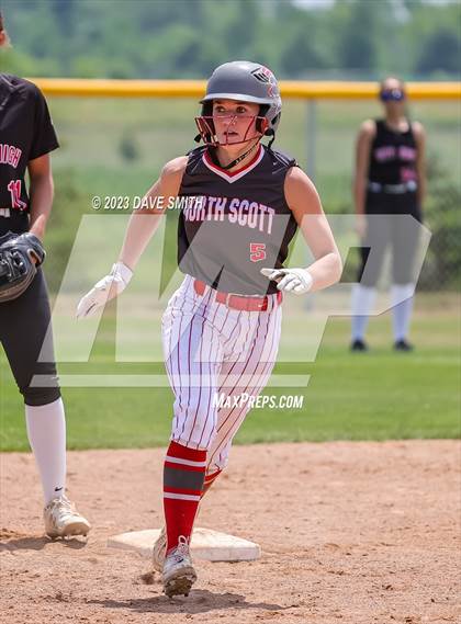 Thumbnail 1 in North Scott vs Iowa City (Linn-Mar/Alburnett Invitational) photogallery.