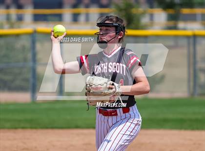 Thumbnail 2 in North Scott vs Iowa City (Linn-Mar/Alburnett Invitational) photogallery.