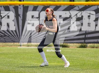 Thumbnail 2 in North Scott vs Iowa City (Linn-Mar/Alburnett Invitational) photogallery.