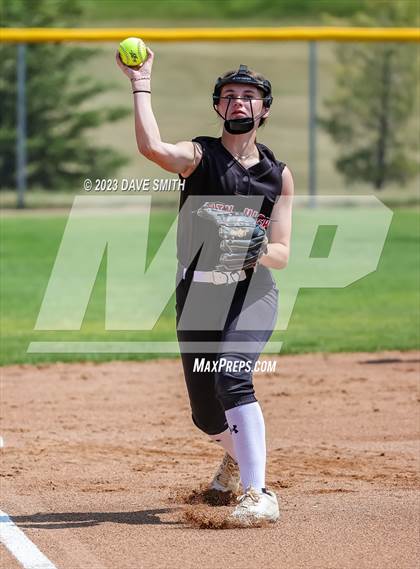 Thumbnail 1 in North Scott vs Iowa City (Linn-Mar/Alburnett Invitational) photogallery.