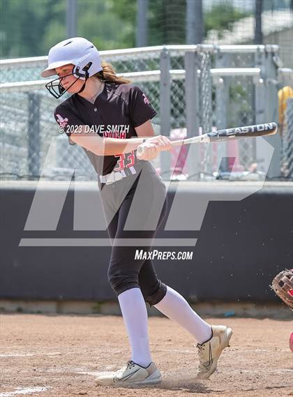 Thumbnail 1 in North Scott vs Iowa City (Linn-Mar/Alburnett Invitational) photogallery.