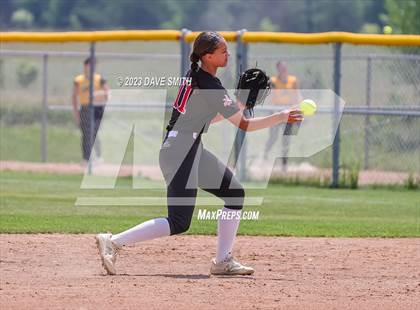 Thumbnail 2 in North Scott vs Iowa City (Linn-Mar/Alburnett Invitational) photogallery.
