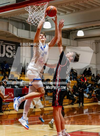 Thumbnail 1 in Our Lady of Mount Carmel vs. St. Andrew's Episcopal (Capital Hoops Mayhem on Military) photogallery.