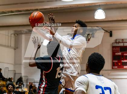 Thumbnail 3 in Our Lady of Mount Carmel vs. St. Andrew's Episcopal (Capital Hoops Mayhem on Military) photogallery.