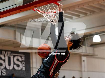 Thumbnail 3 in Our Lady of Mount Carmel vs. St. Andrew's Episcopal (Capital Hoops Mayhem on Military) photogallery.