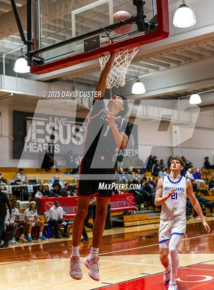 Thumbnail 3 in Our Lady of Mount Carmel vs. St. Andrew's Episcopal (Capital Hoops Mayhem on Military) photogallery.
