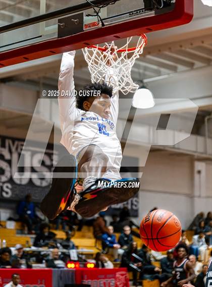 Thumbnail 2 in Our Lady of Mount Carmel vs. St. Andrew's Episcopal (Capital Hoops Mayhem on Military) photogallery.