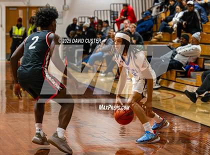 Thumbnail 3 in Our Lady of Mount Carmel vs. St. Andrew's Episcopal (Capital Hoops Mayhem on Military) photogallery.