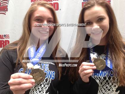 Thumbnail 1 in Eastview TOC Ceremony photogallery.