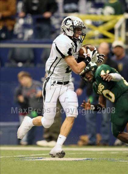 Thumbnail 3 in Guyer vs. Longview (Texas 4A D1 State Semifinal) photogallery.