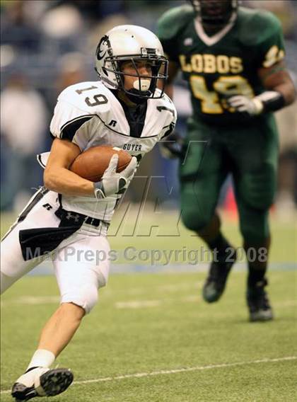 Thumbnail 3 in Guyer vs. Longview (Texas 4A D1 State Semifinal) photogallery.
