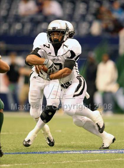 Thumbnail 1 in Guyer vs. Longview (Texas 4A D1 State Semifinal) photogallery.