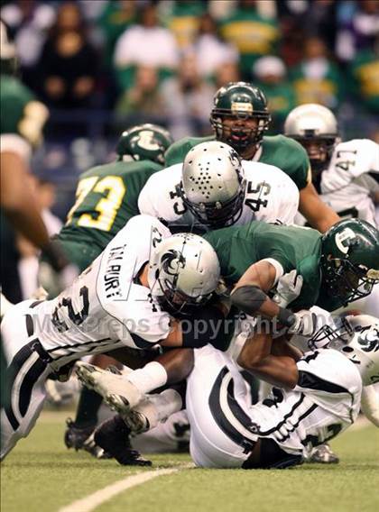 Thumbnail 1 in Guyer vs. Longview (Texas 4A D1 State Semifinal) photogallery.