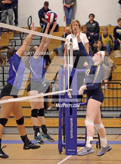 Thumbnail 2 in RHAM vs. Southington (CCC Final) photogallery.