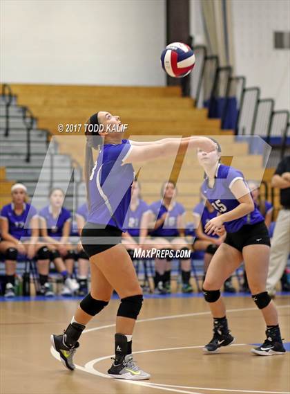 Thumbnail 1 in RHAM vs. Southington (CCC Final) photogallery.