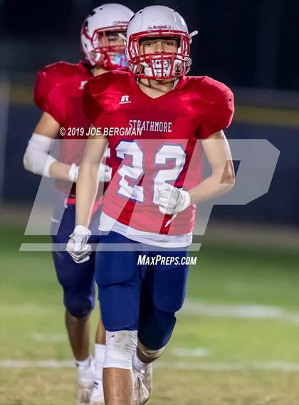 Thumbnail 3 in Arvin @ Strathmore (CIF CS D5 Quarterfinal) photogallery.