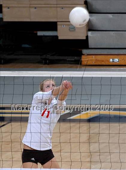 Thumbnail 1 in Sacred Heart Cathedral vs. Cathedral (CIF D3 State Final) photogallery.