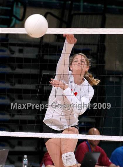 Thumbnail 3 in Sacred Heart Cathedral vs. Cathedral (CIF D3 State Final) photogallery.
