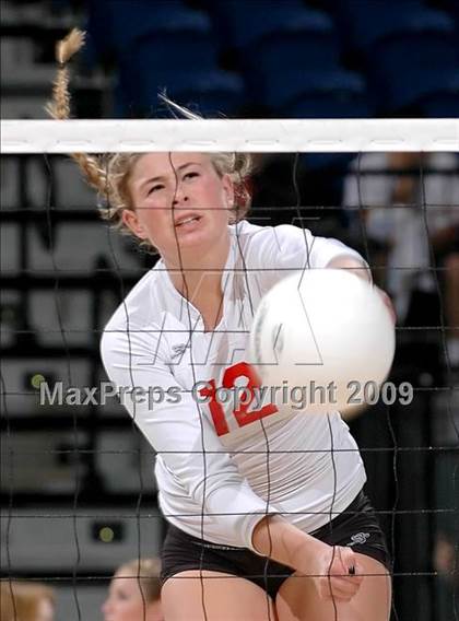 Thumbnail 3 in Sacred Heart Cathedral vs. Cathedral (CIF D3 State Final) photogallery.