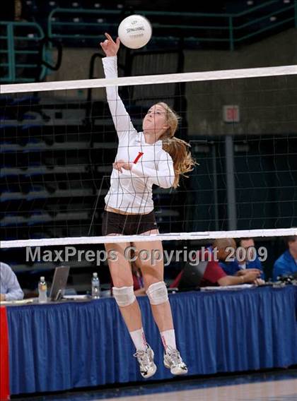 Thumbnail 1 in Sacred Heart Cathedral vs. Cathedral (CIF D3 State Final) photogallery.